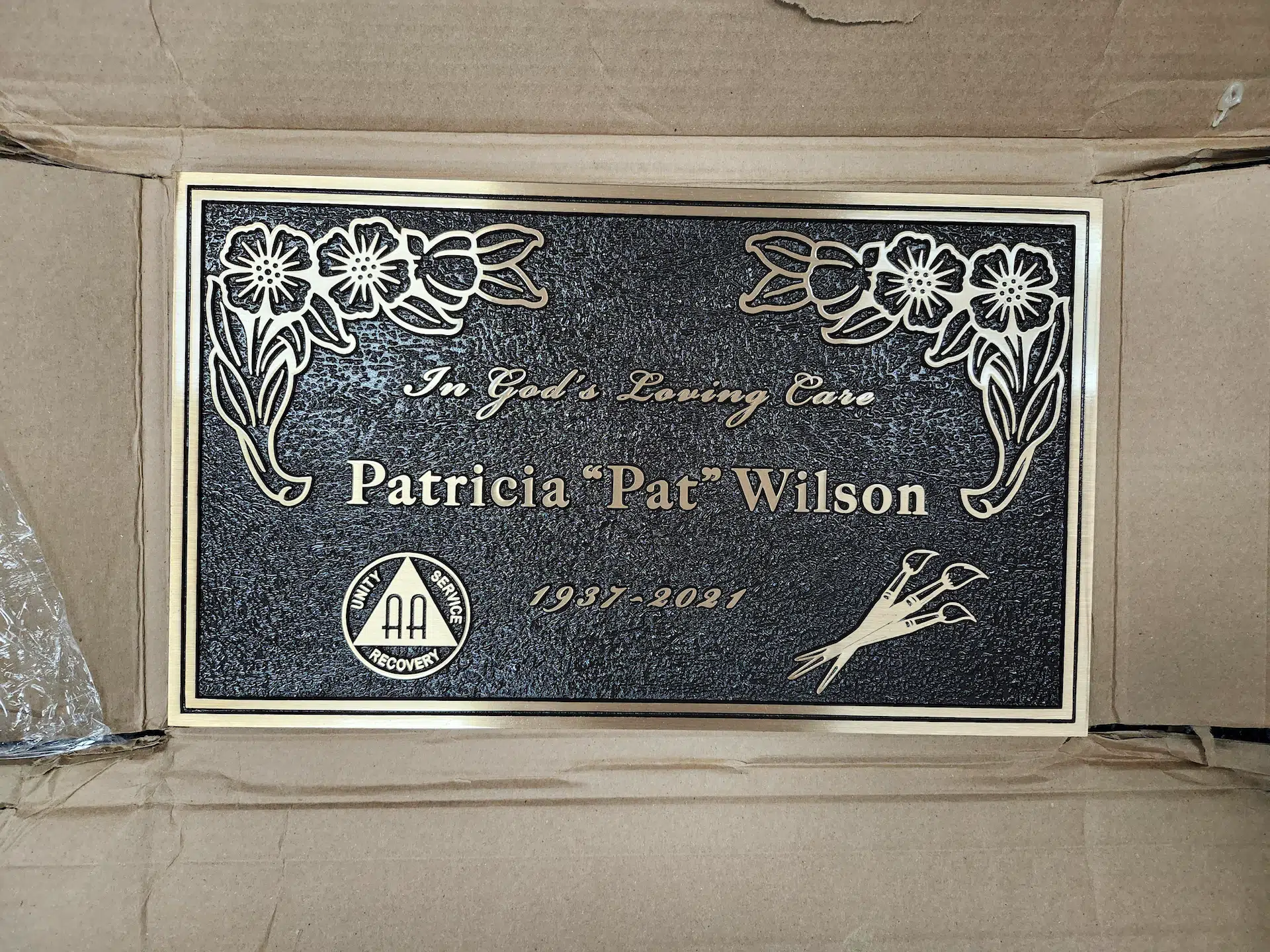 Bronze Tribute Plaque hand-carved by Tribute Plaque Shop in NJ — image 1